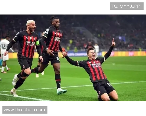 莱奥绝杀助AC米兰1-0战胜拉齐奥重返意甲榜首静待对手争斗